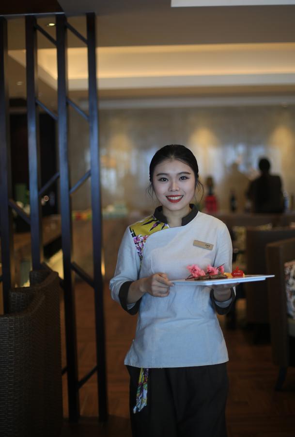 Relax Season Hotel Dongmen Shenzhen Buitenkant foto