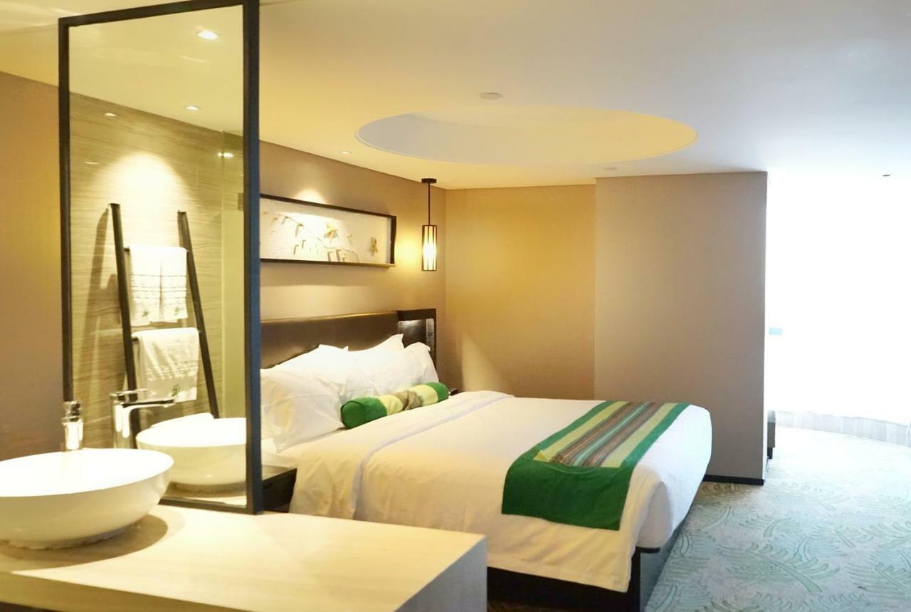 Relax Season Hotel Dongmen Shenzhen Buitenkant foto