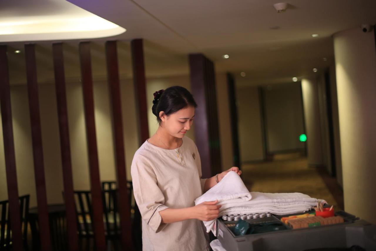 Relax Season Hotel Dongmen Shenzhen Buitenkant foto